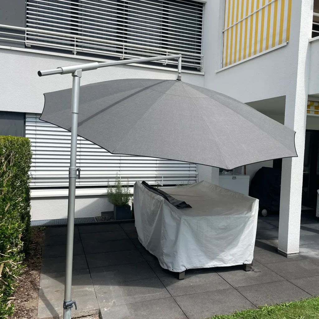 aengpass, Renato Iten, Montage, Sonnenschutz, Sonnenschirm