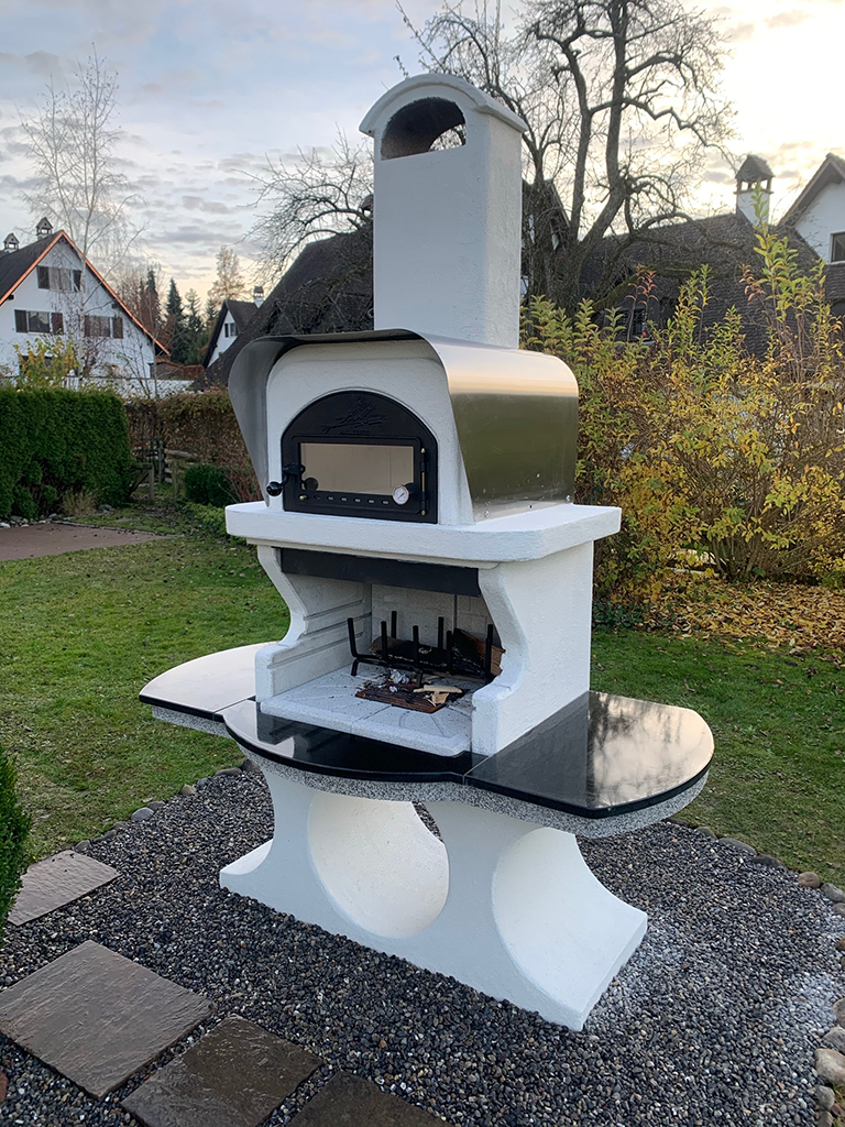 aengpass, Renato Iten, Montagen, Grillkamin mit Pizzaofen