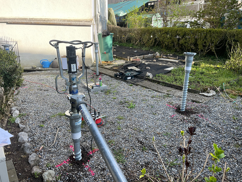 aengpass, Renato Iten, Schraubfundamente