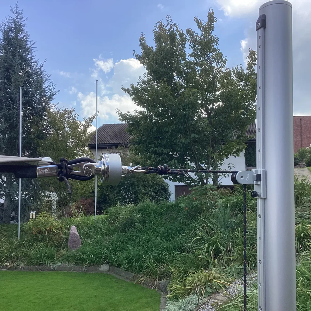 aengpass, Renato Iten, Montagen, Schraubfundamente, Sonnensegel